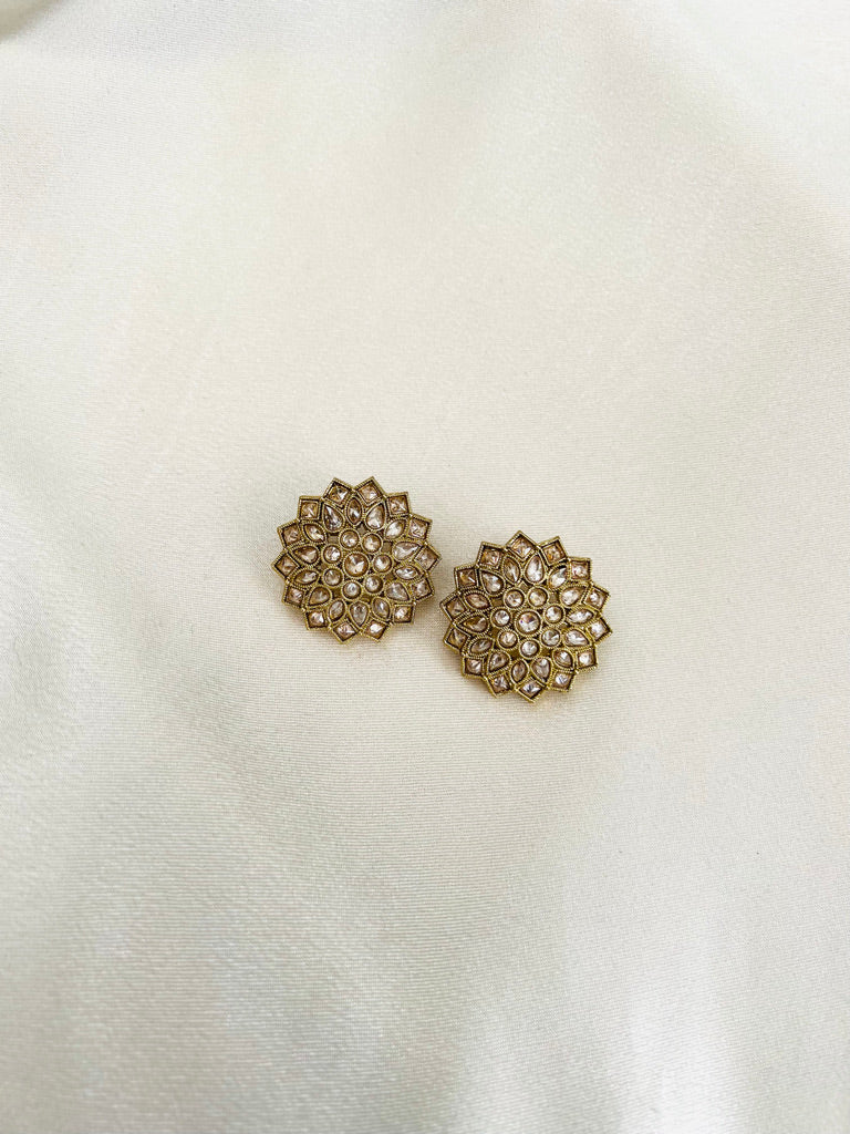 Siya Stud Earrings