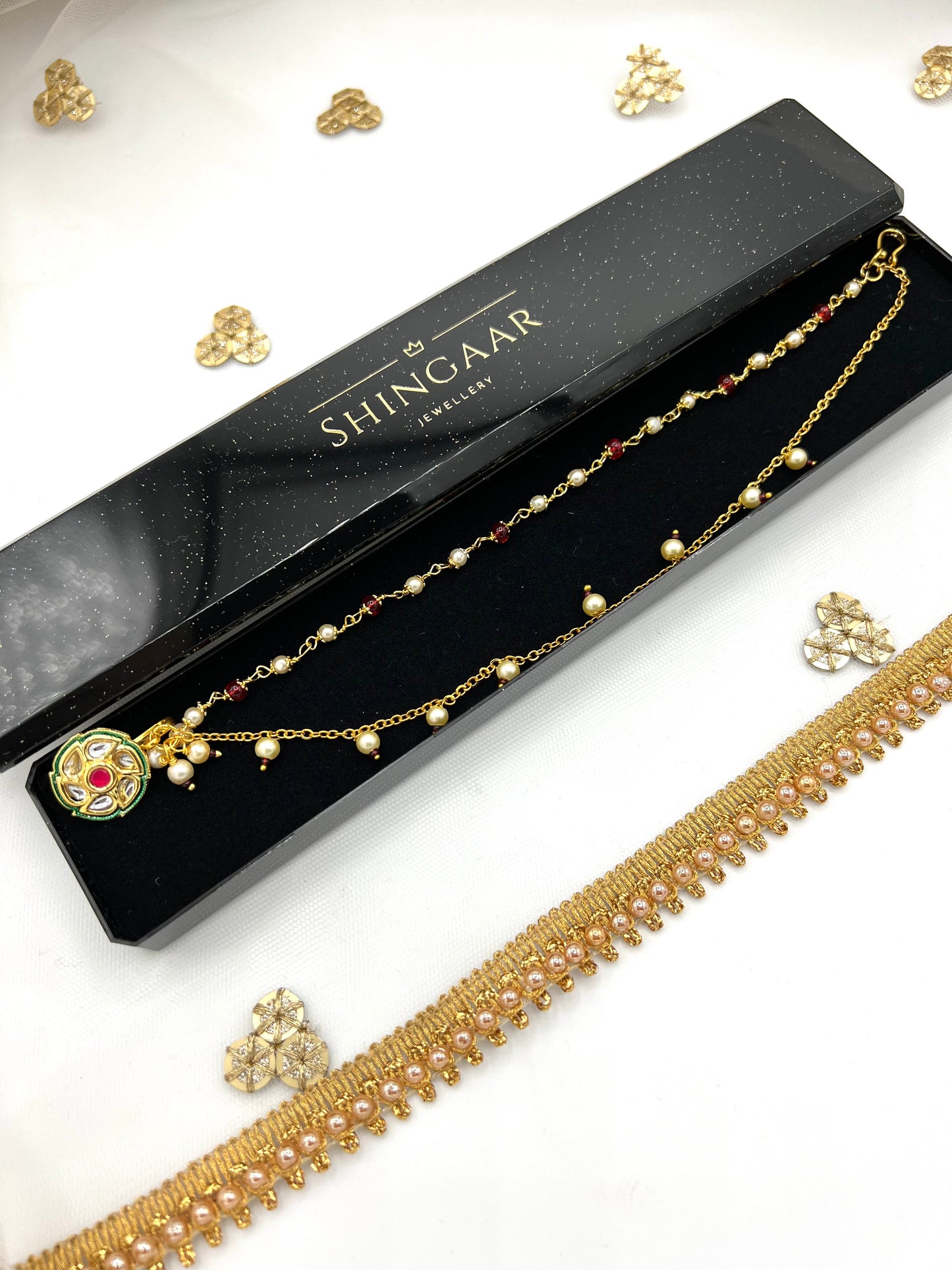 Green/Red Clip On Nose Pin