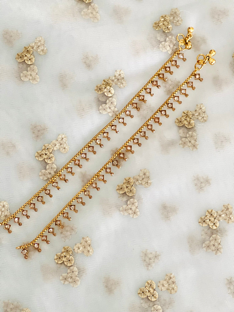 Gold Madhuri Anklets