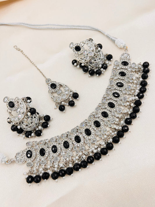 Silver Black Kirti Necklace Set